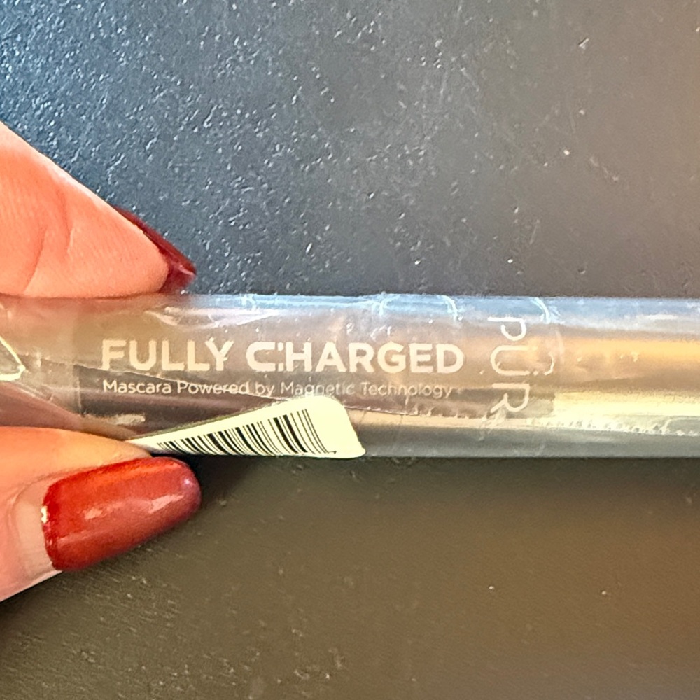 PUR Fully Charged Magnetic Mascara - Black